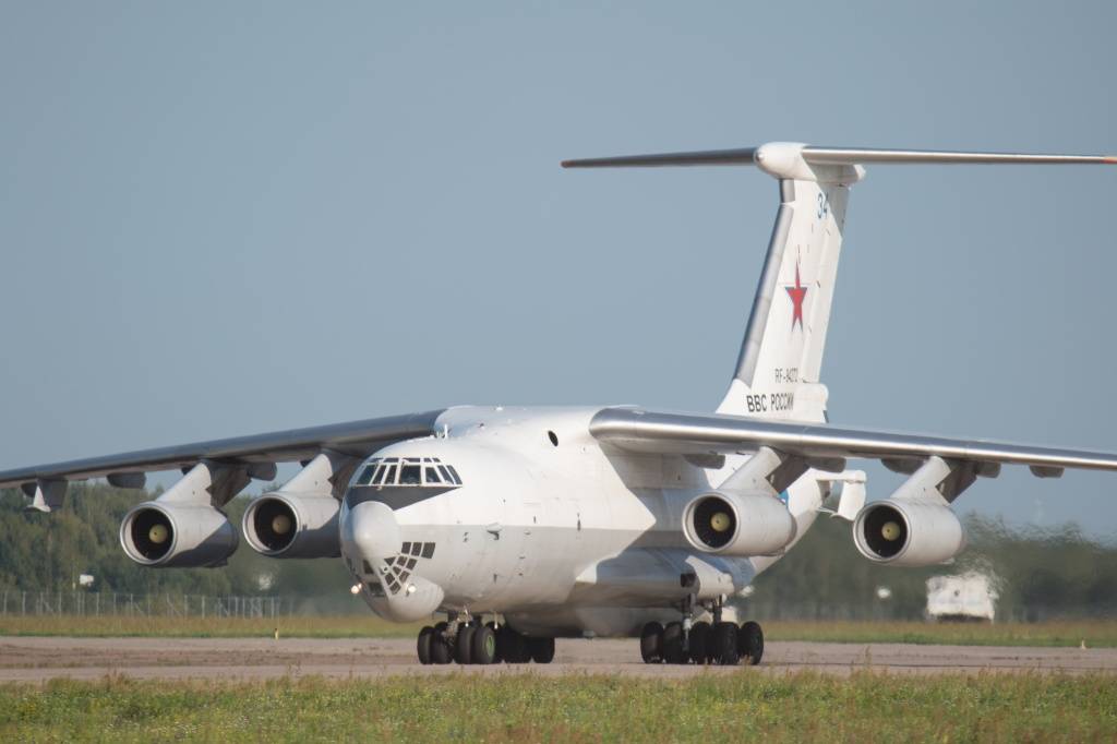 Ил-78: самолет-заправщик, развитие самолета и технологии дозаправки
