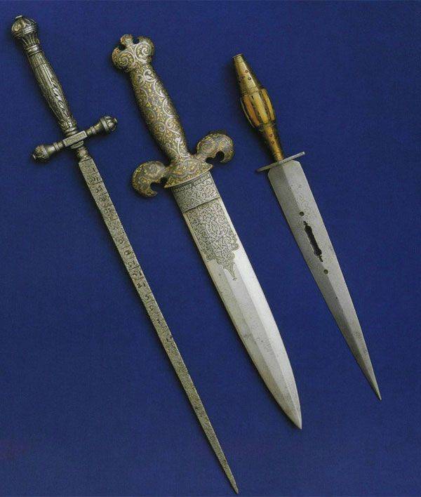 Боевые ножи и кинжалы средневековья. |