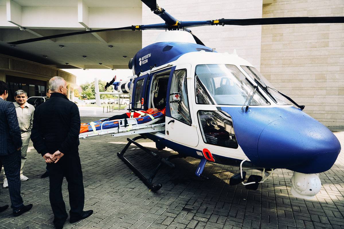 Первый вертолет «ансат», оснащенный медицинским модулем, передан медикам татарстана