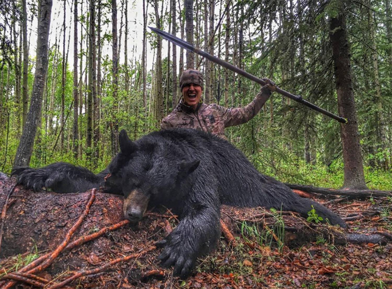 Охота на медведя с рогатиной - особенности орудия и тактика