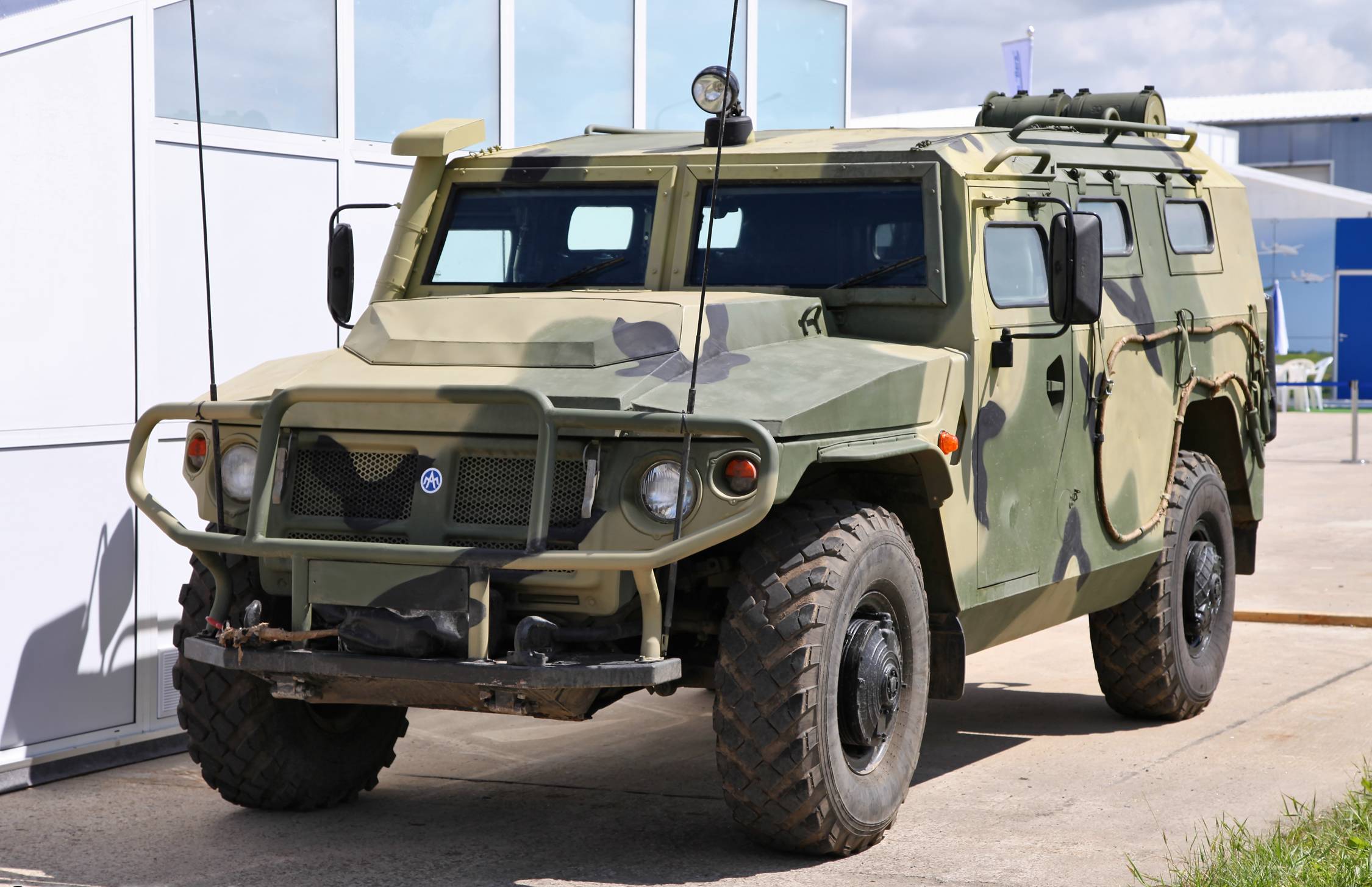 Разработчик рассказал о новом бронеавтомобиле "тигр-2"