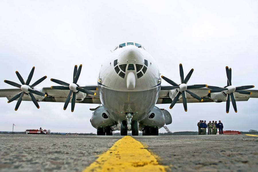 Обзор военно-транспортного самолета Ан-22 «Антей»