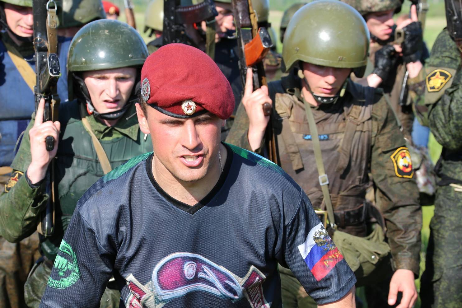 Применение оружия военнослужащими ВНГ России