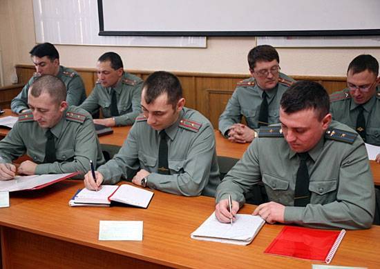 Переподготовка военнослужащих перед увольнением в запас
