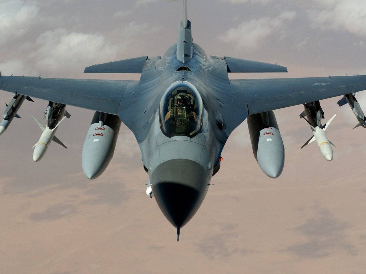Истребитель f-16: технические характеристики, вооружение, скорость и дальность полета, история создания