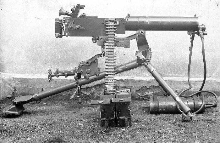 Пулемет максима - первое автоматическое оружие и родоначальник траншейной войны, разработка, характеристики, боеприпасы и модификации, отечественные модели