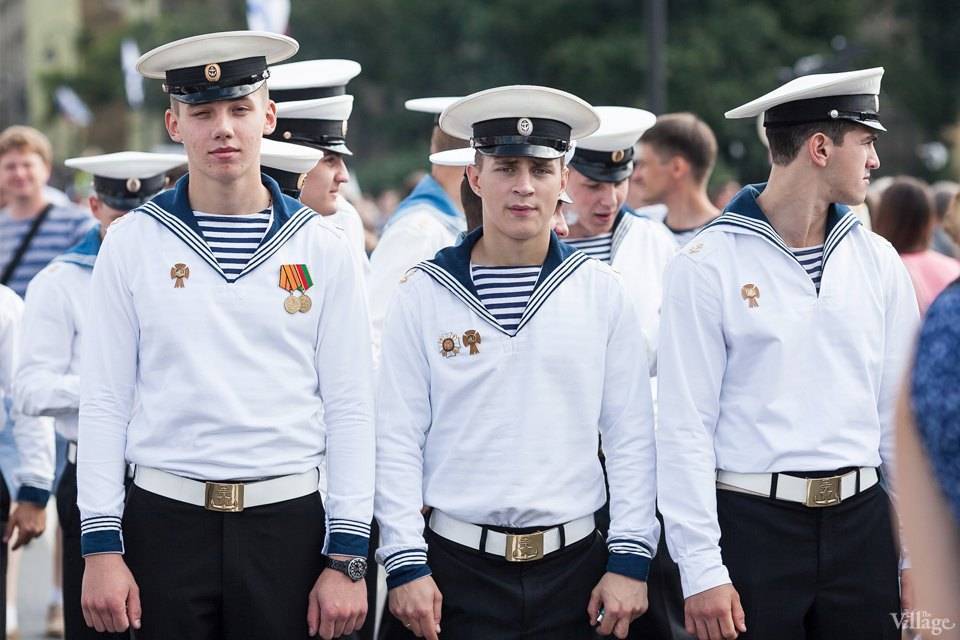 Морская форма одежды вмф россии для моряков и подводников старого и нового образца, для матросов и офицеров, повседневная, дембельская и парадная
