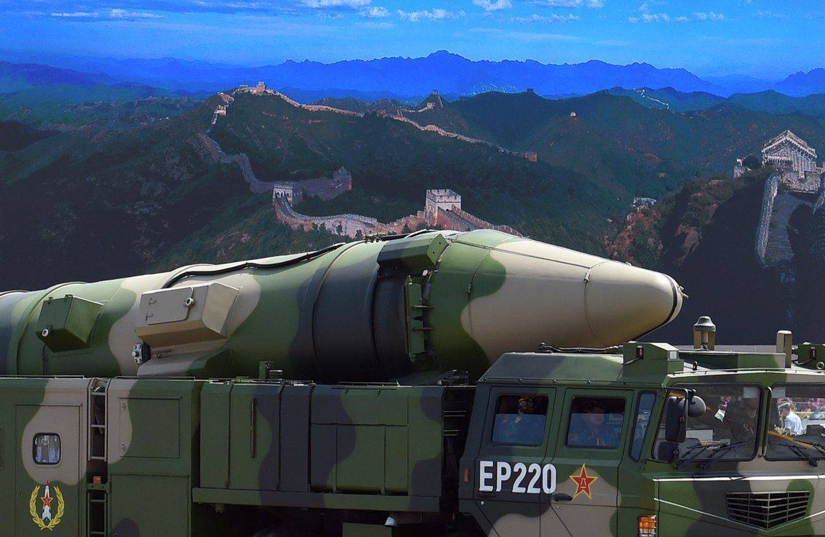 Оперативно-тактический ракетный комплекс df-15 (китай)