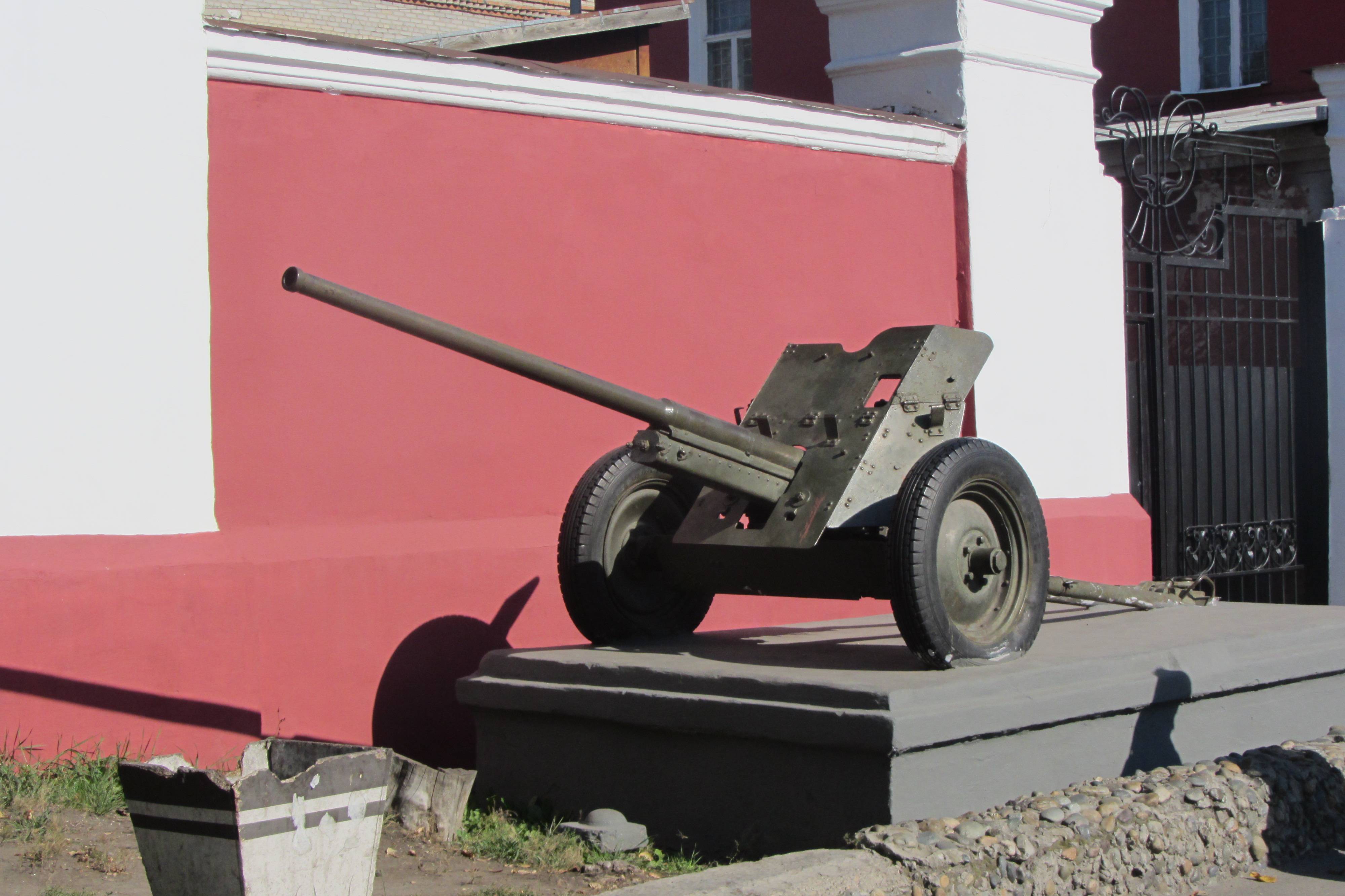 Оружие победы: всесильная 45-мм противотанковая пушка образца 1942 года (м-42)