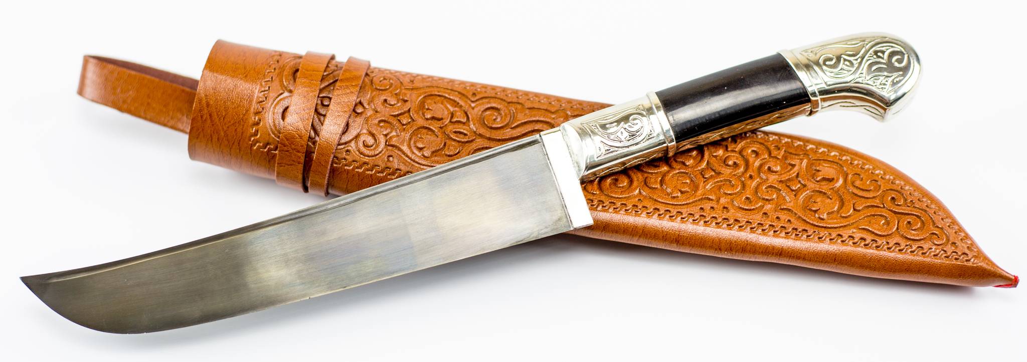 Якутский нож: история, особенности, советы по использованию