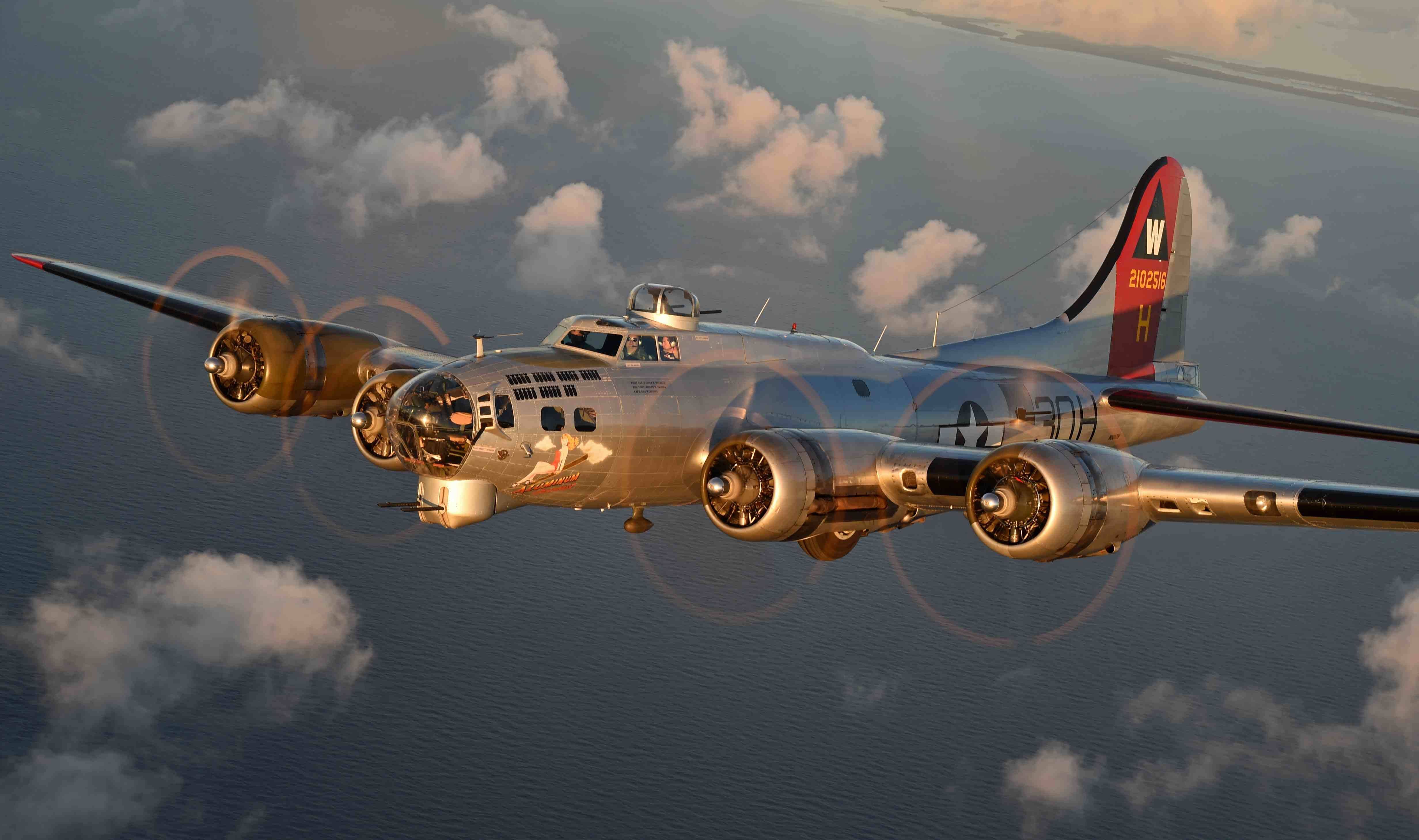 B-17 «летающая крепость» — военное фото