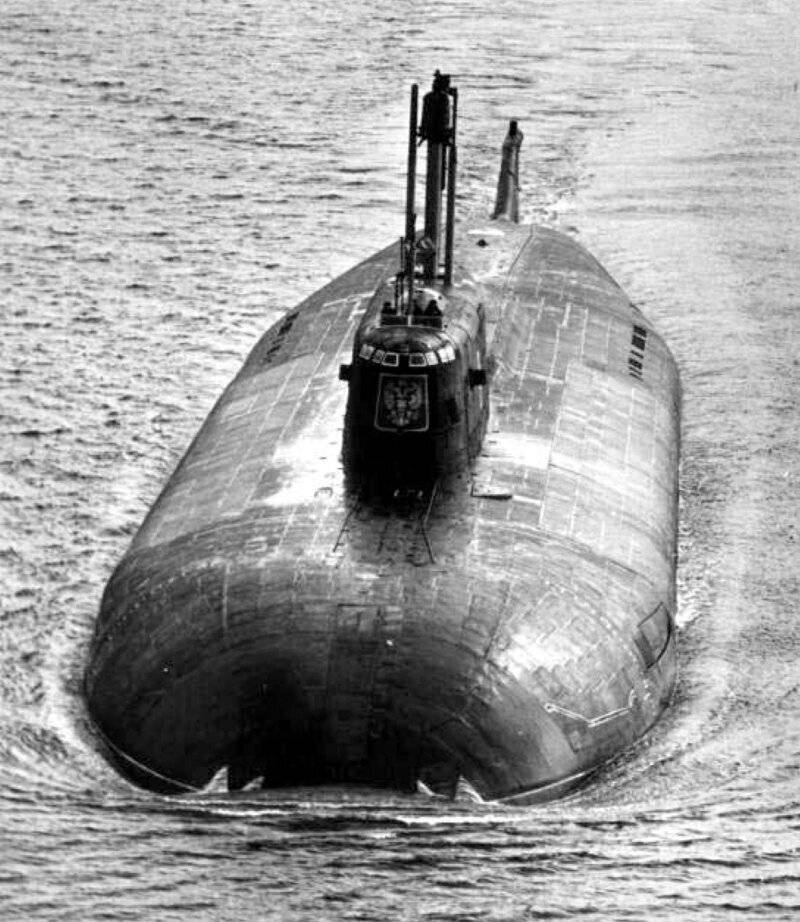 Лучшая лодка, лучший экипаж: хроника гибели атомной подводной лодки «курск»