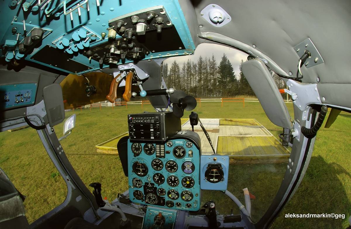 Ка-26, обзор двигателя и системы управления самолетом