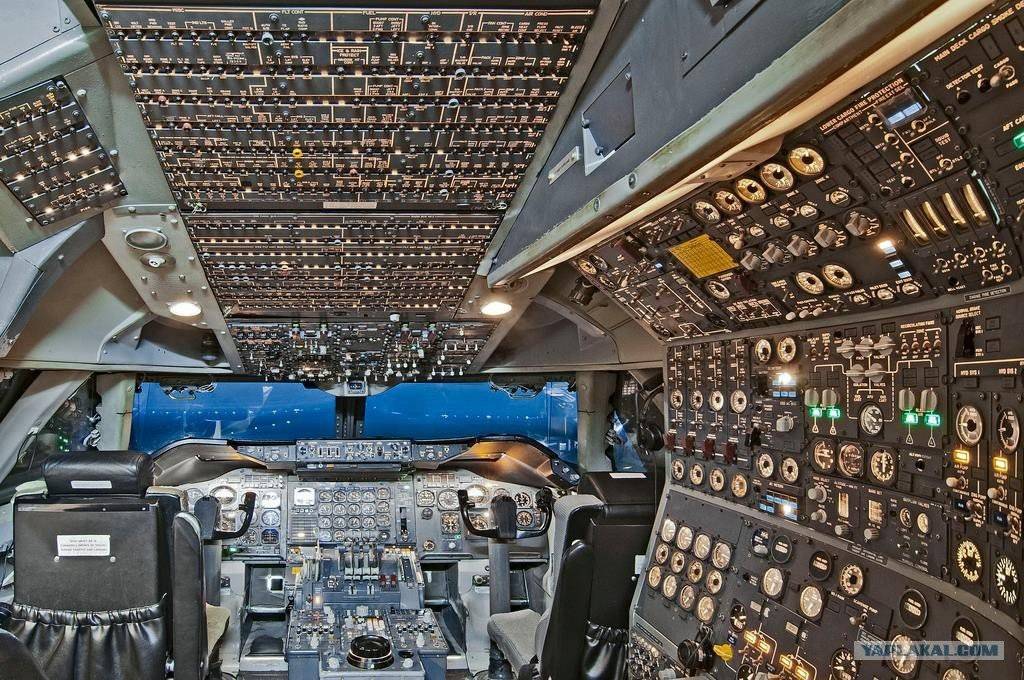 Пассажирский самолет "боинг-707" - обзор, характеристики и особенности