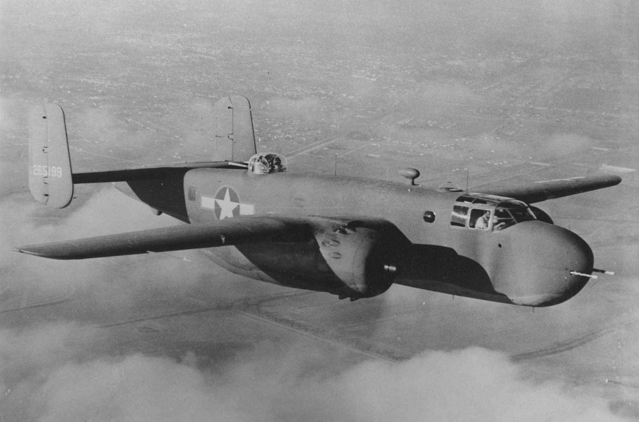 Средний бомбардировщик b-25 mitchell