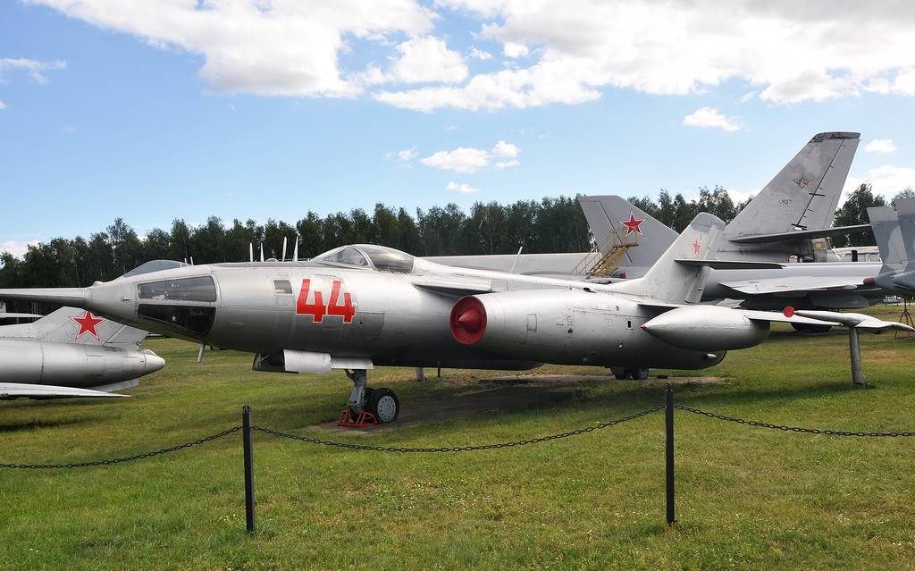 Самолёт Як-28 – первый советский сверхзвуковой «универсал»