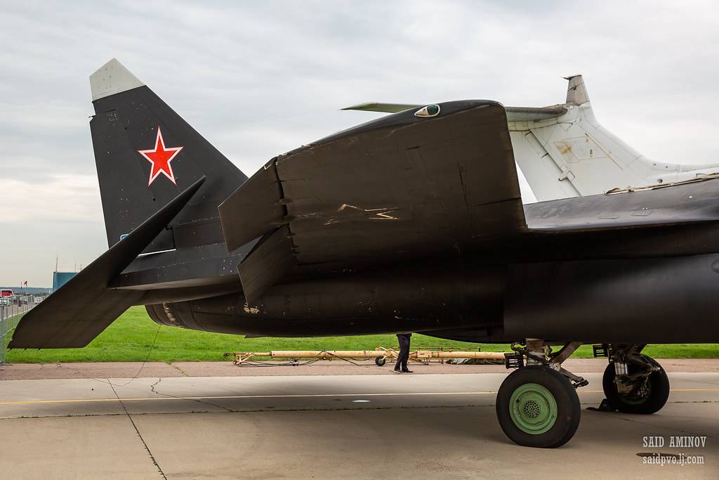 Схватка за русское небо: су-57 подрезал крылья «беркуту»