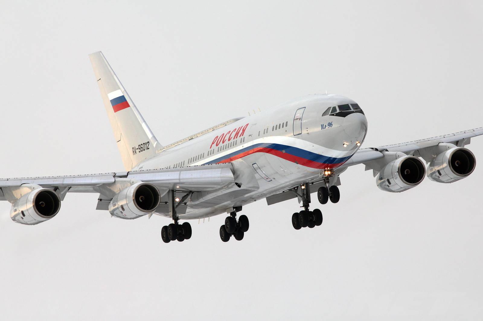 ​​​​самолет ил-96: история разработки и конструкция