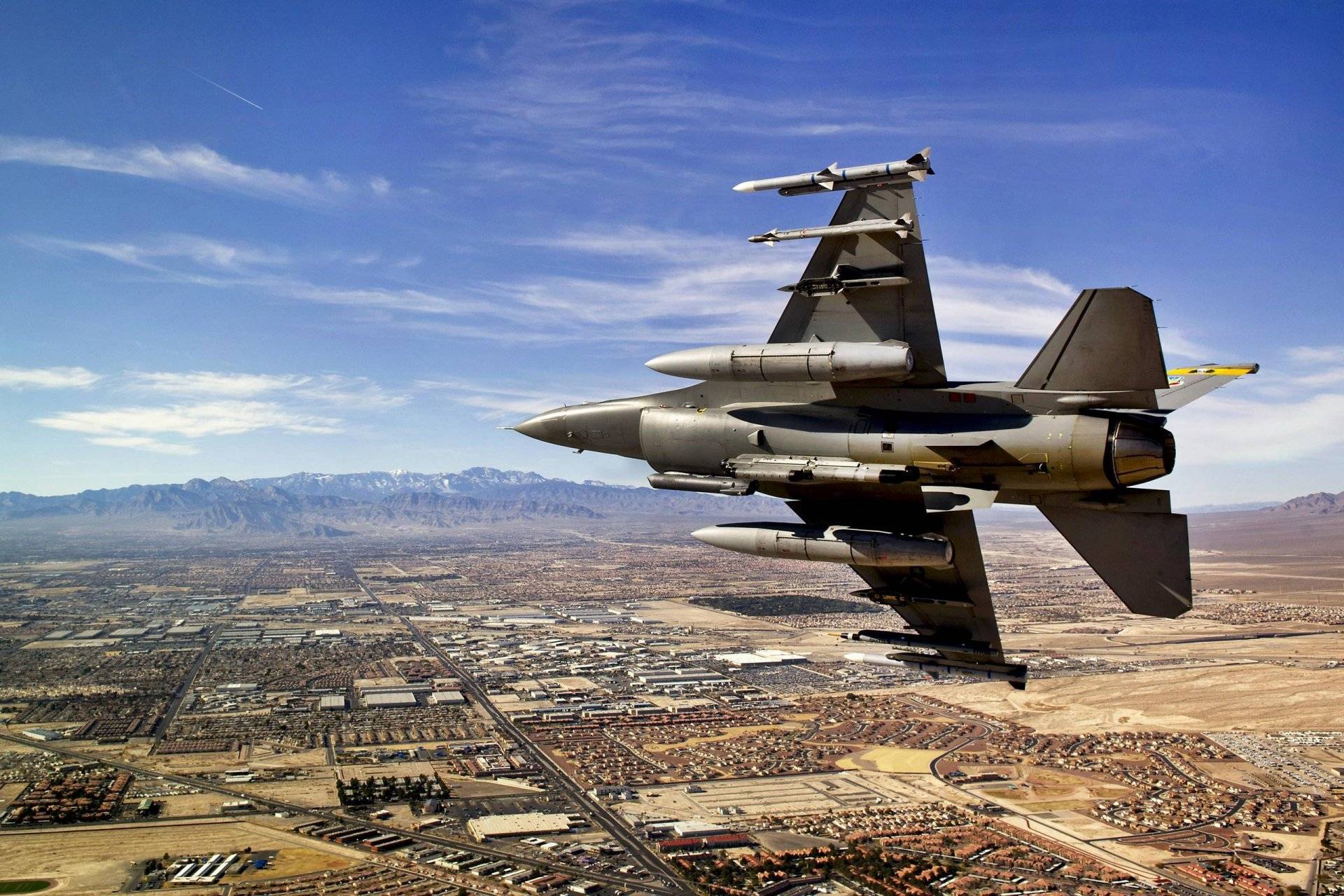 Сравнение f-15 eagle и f-16 fighting falcon: плюсы и минусы истребителей
сравнение f-15 eagle и f-16 fighting falcon: плюсы и минусы истребителей