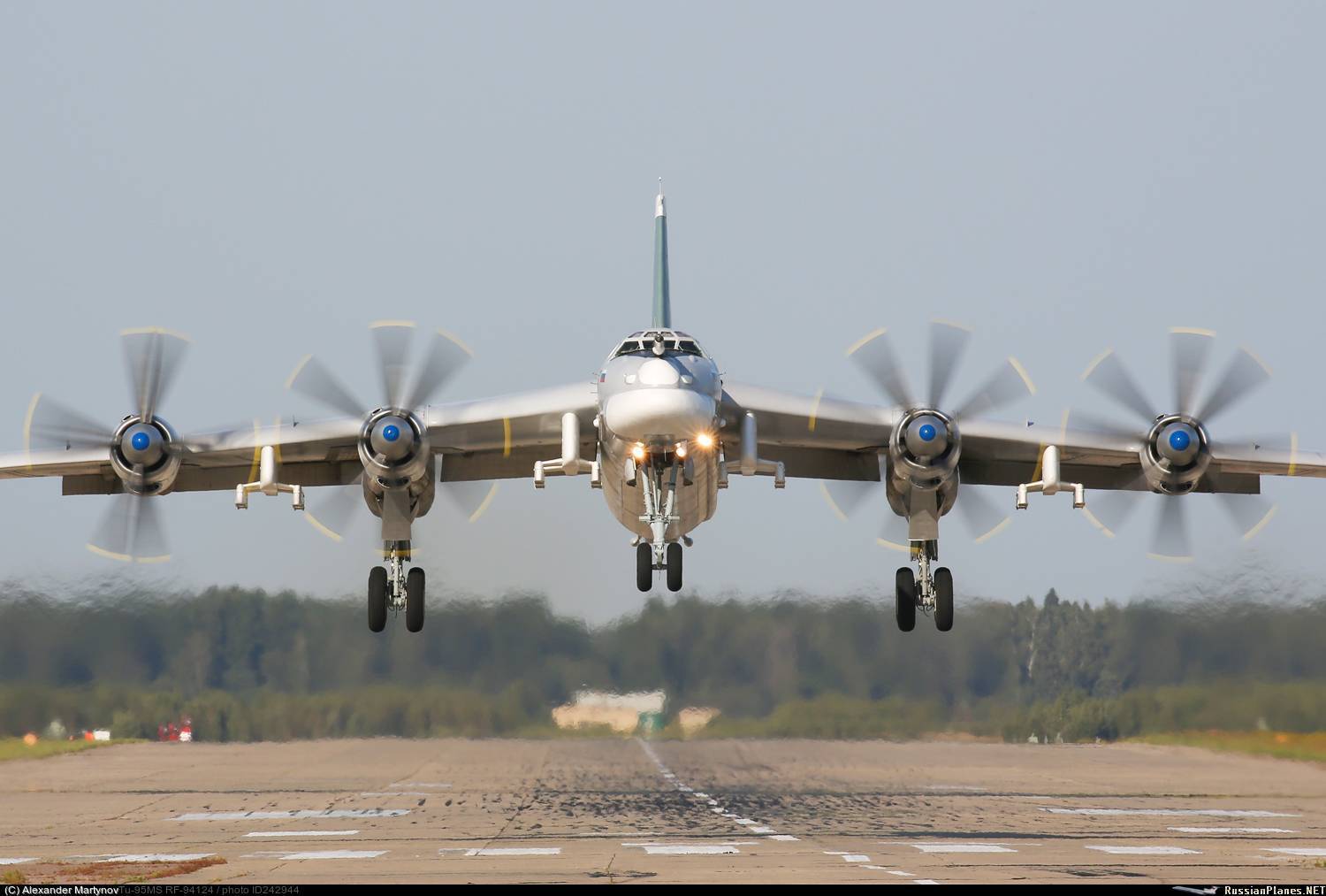 Ту-95: история создания, характеристики, фото