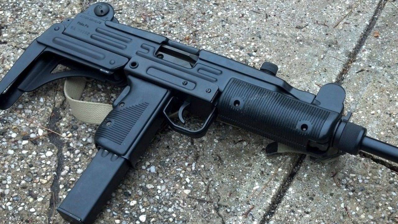 9-мм пистолет-пулемет «узи» (usi)
