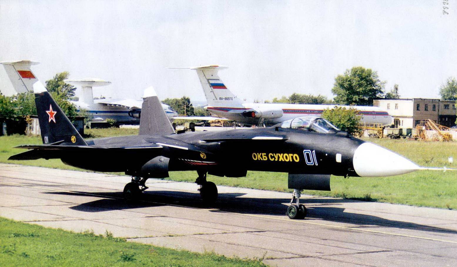 Су-47 «беркут» — экспериментальный многоцелевой истребитель