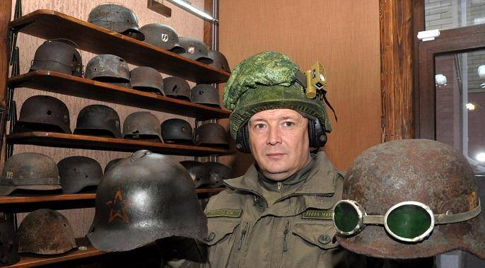 Каски военные и армейские защитные шлемы специального назначения, для летчиков и пилотов, российские и иностранные, старинные и современные боевые