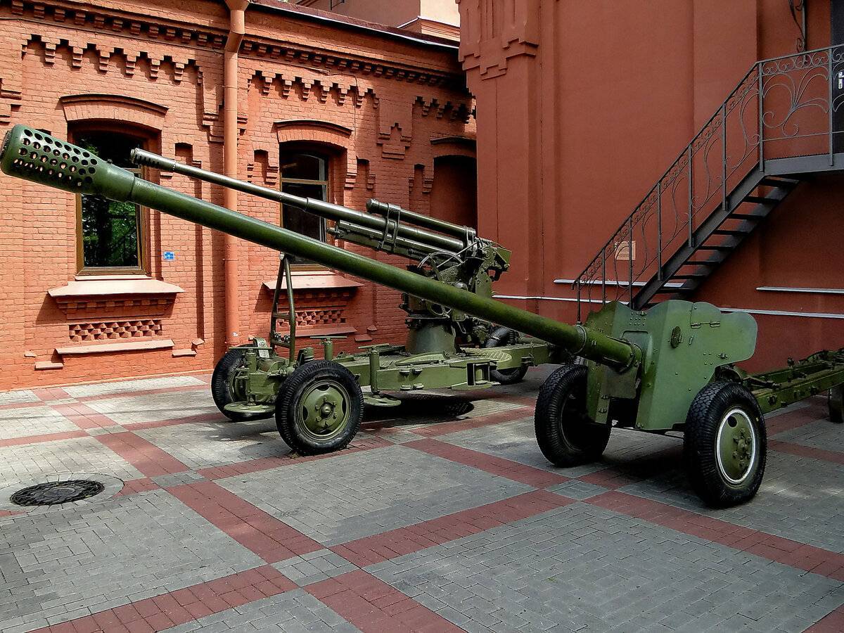 Мощное орудие поддержки пехоты — советская 85-мм дивизионная пушка д-44 1946 года