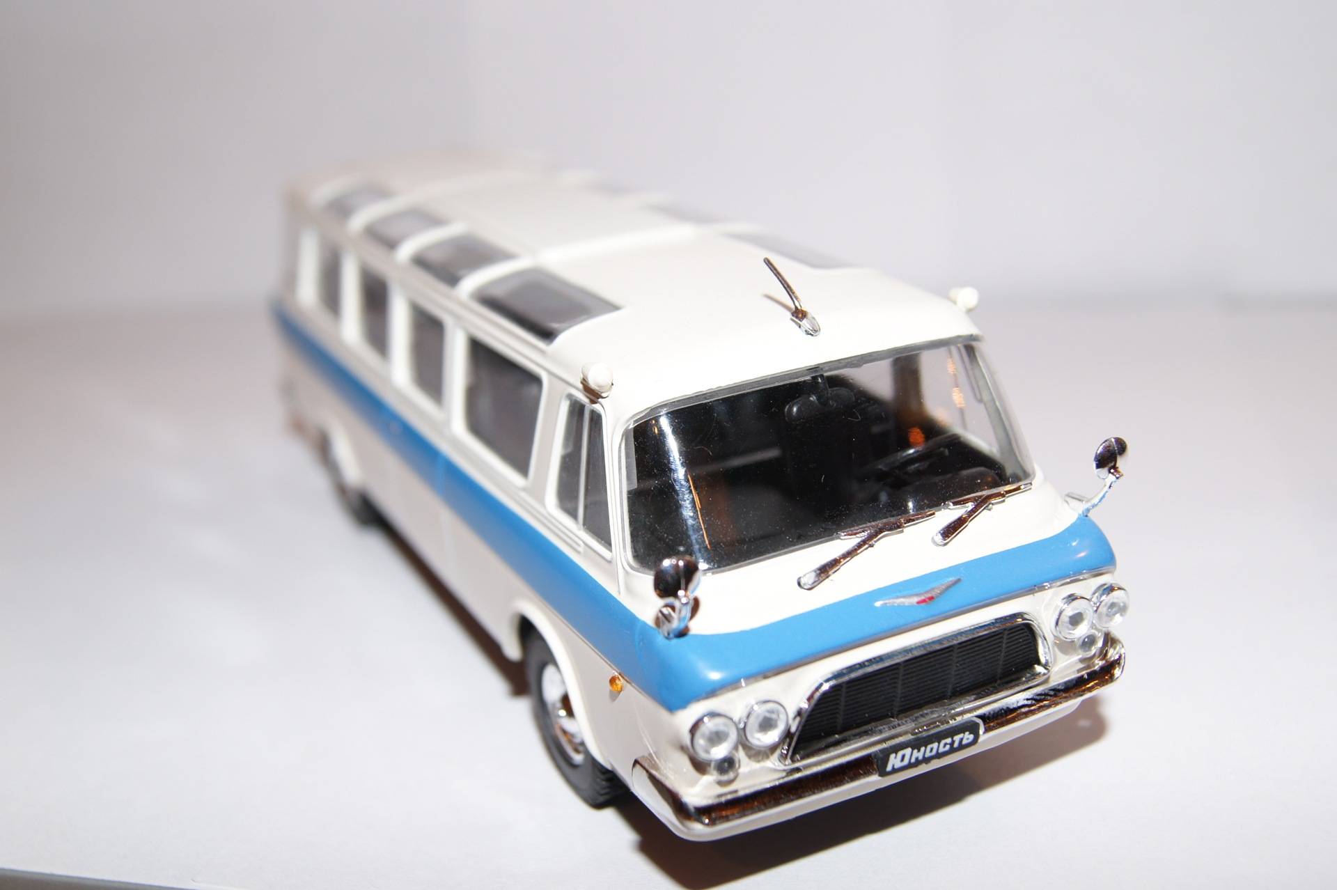 Зил-118 «юность»: микроавтобус, который хотел купить форд