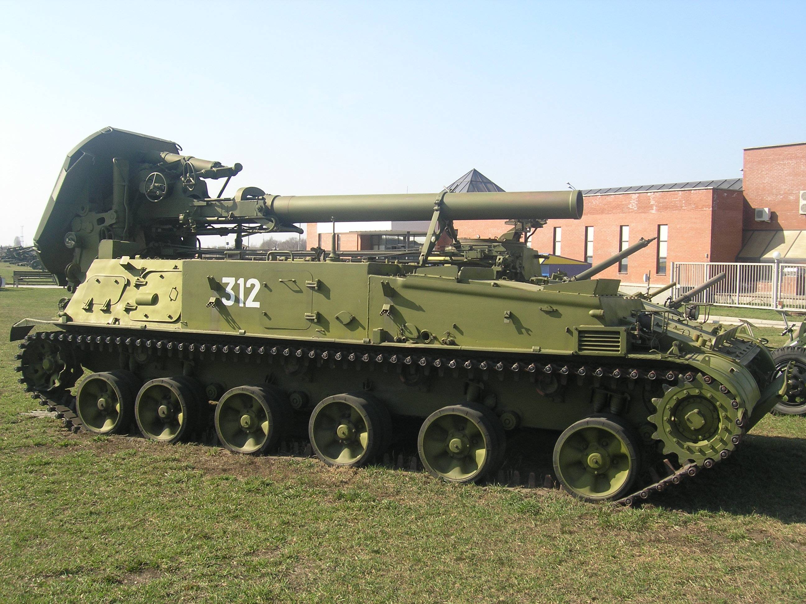 Советский 240-мм самоходный миномет 2С4 «Тюльпан» – оружие, которое достанет любую цель