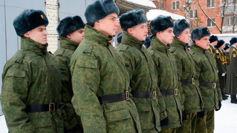 С какого возраста и до скольких лет берут в армию РФ