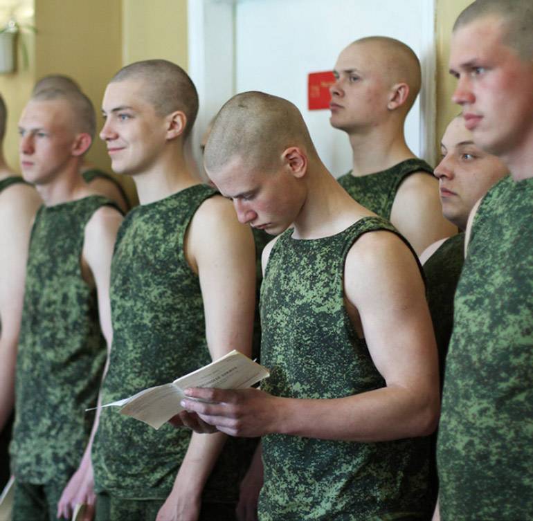Берут ли девушек в армию: все варианты и отзывы