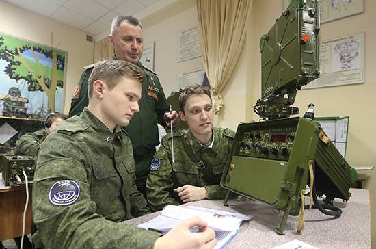 Вузы с военной кафедрой в Москве